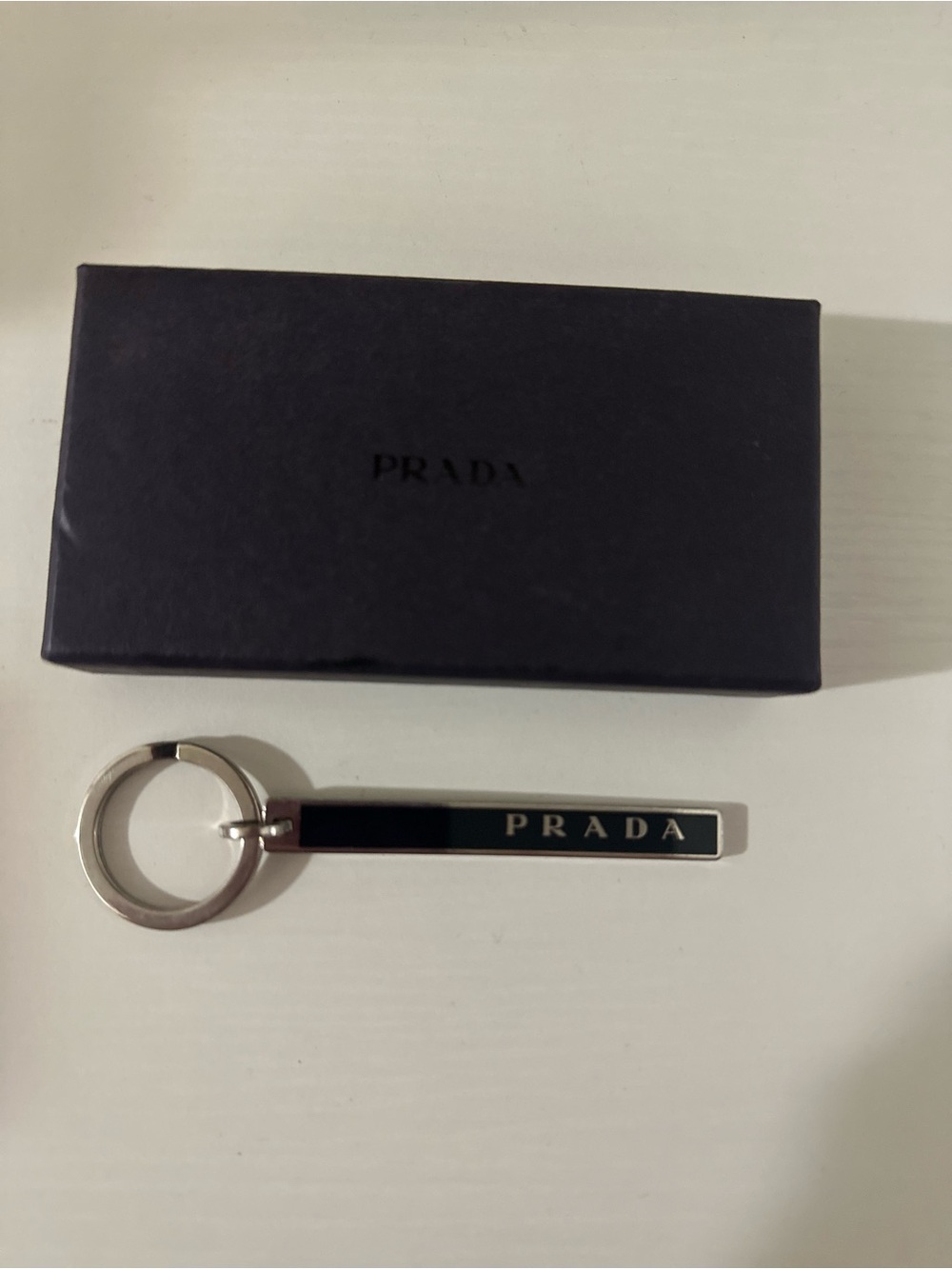 GUCCI Black Leather KeyHolder with Silver-Tone Hardware